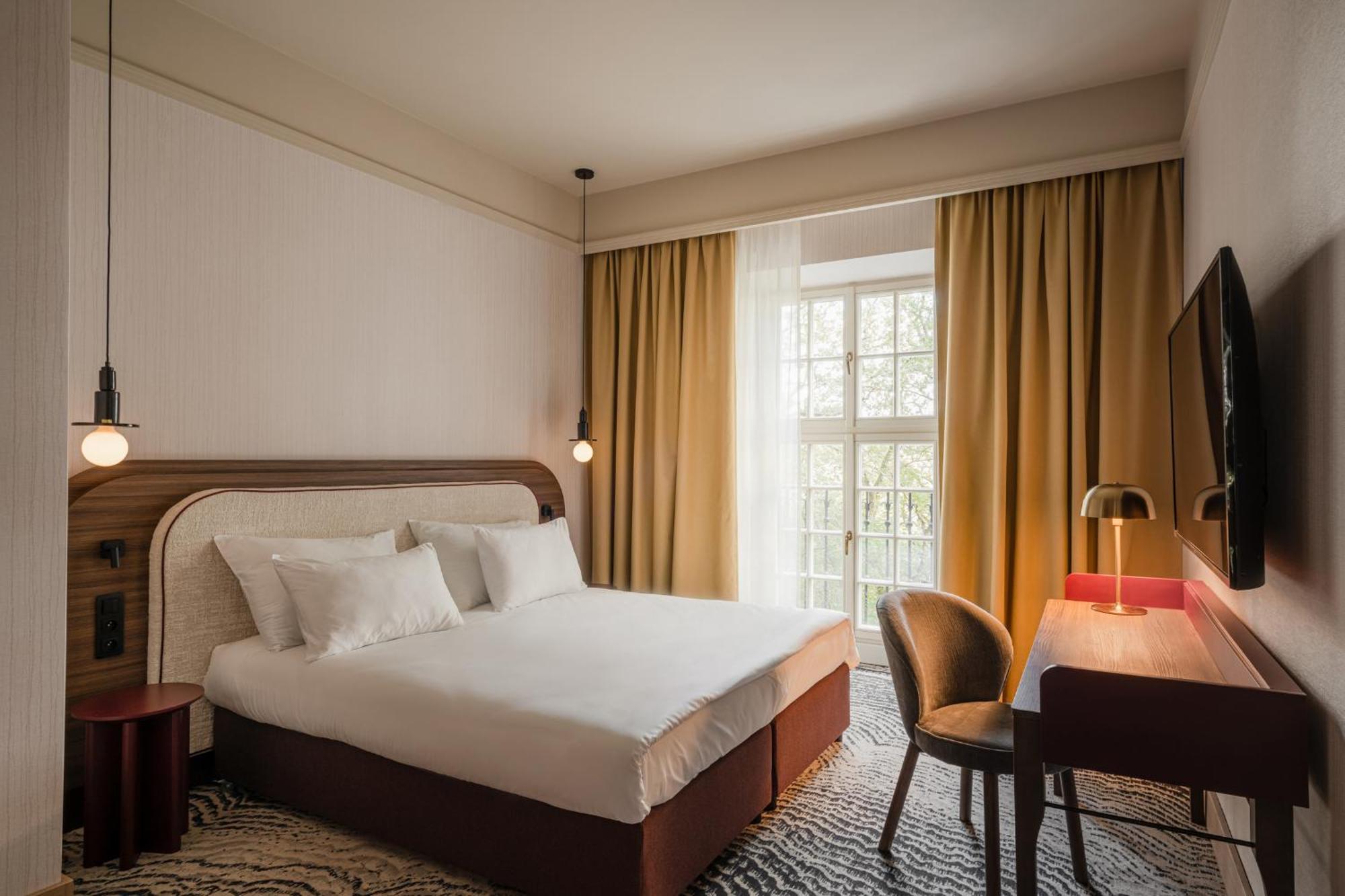 Zinar Castle Hotel Krakow Bagian luar foto