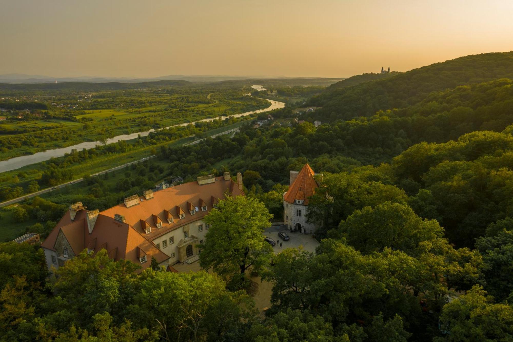 Zinar Castle Hotel Krakow Bagian luar foto